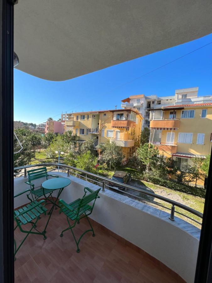 Gazi'S Apartament For Rent Golem  Eksteriør billede