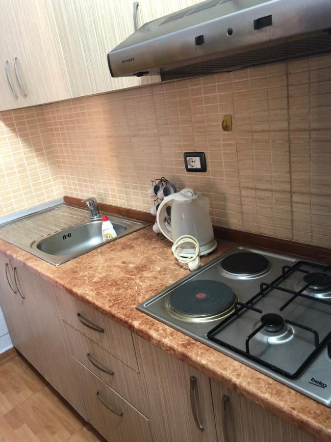 Gazi'S Apartament For Rent Golem  Eksteriør billede
